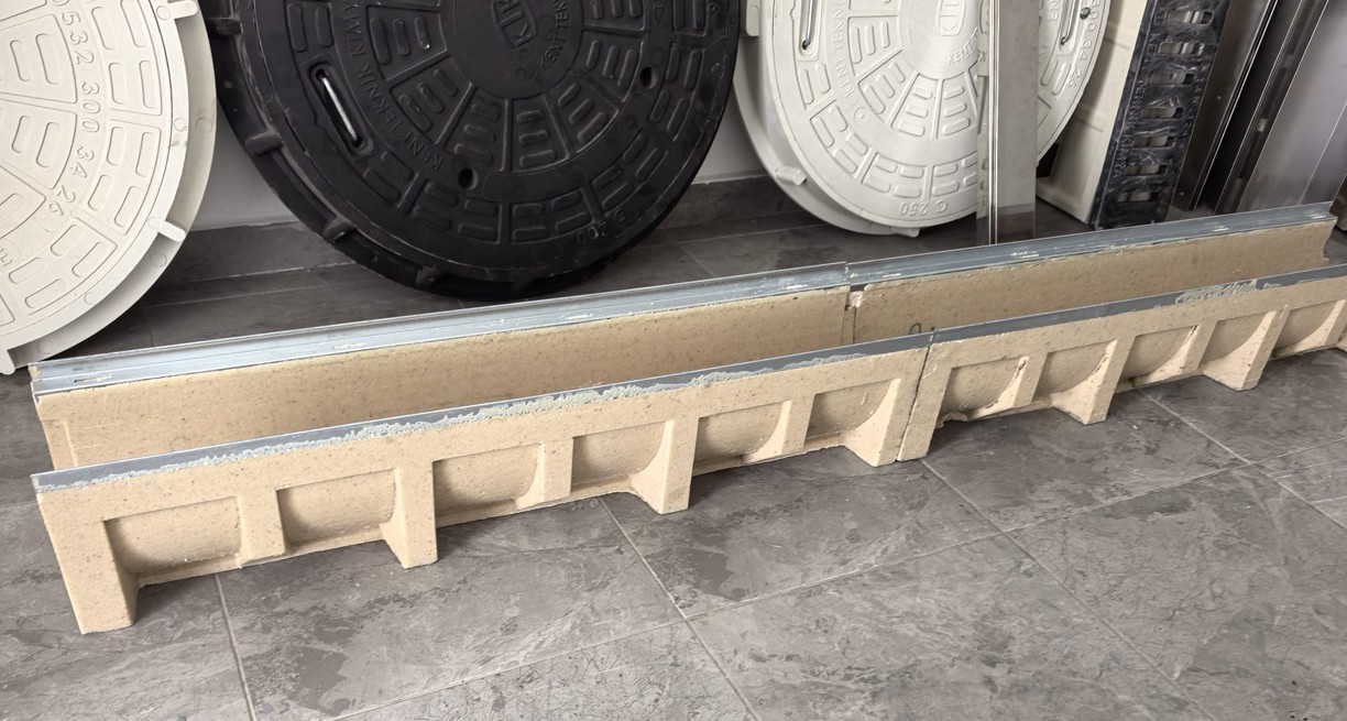 Polimer Drenaj Kanalı 200x1000x300 mm B125/C250 | KTK-2030-PK - Kent Kompozit Polimer Kanal
