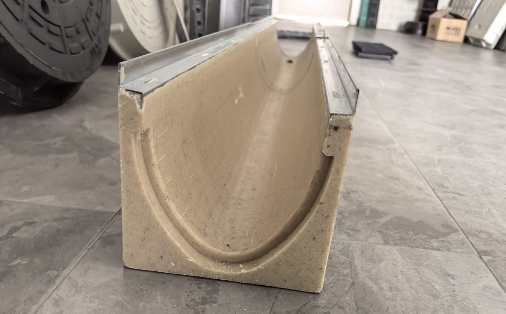 Polimer Drenaj Kanalı 300x1000x100 mm C250/D400 | KTK-3010-PK - Kent Kompozit Polimer Kanal